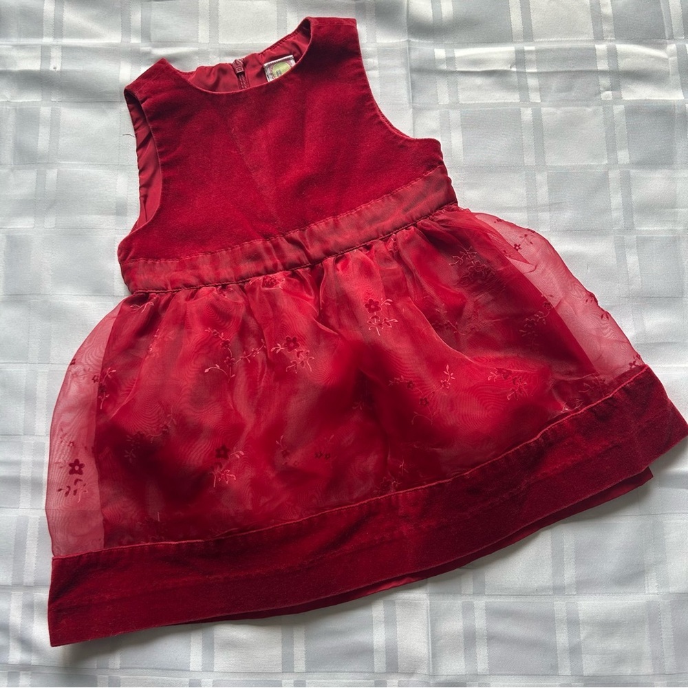 3 for $20 🐣 Gymboree Vintage Red Velvet and Tulle Fit & Flare Sleeveless Dress